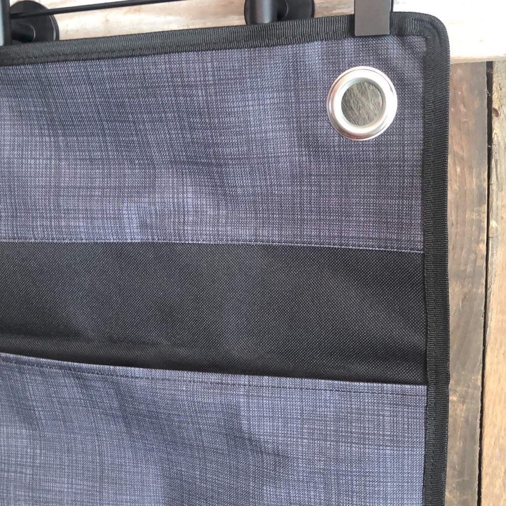 Thirty-One Hang-Up Family Organizer in Black Criss Pop - Picture 4 of 17